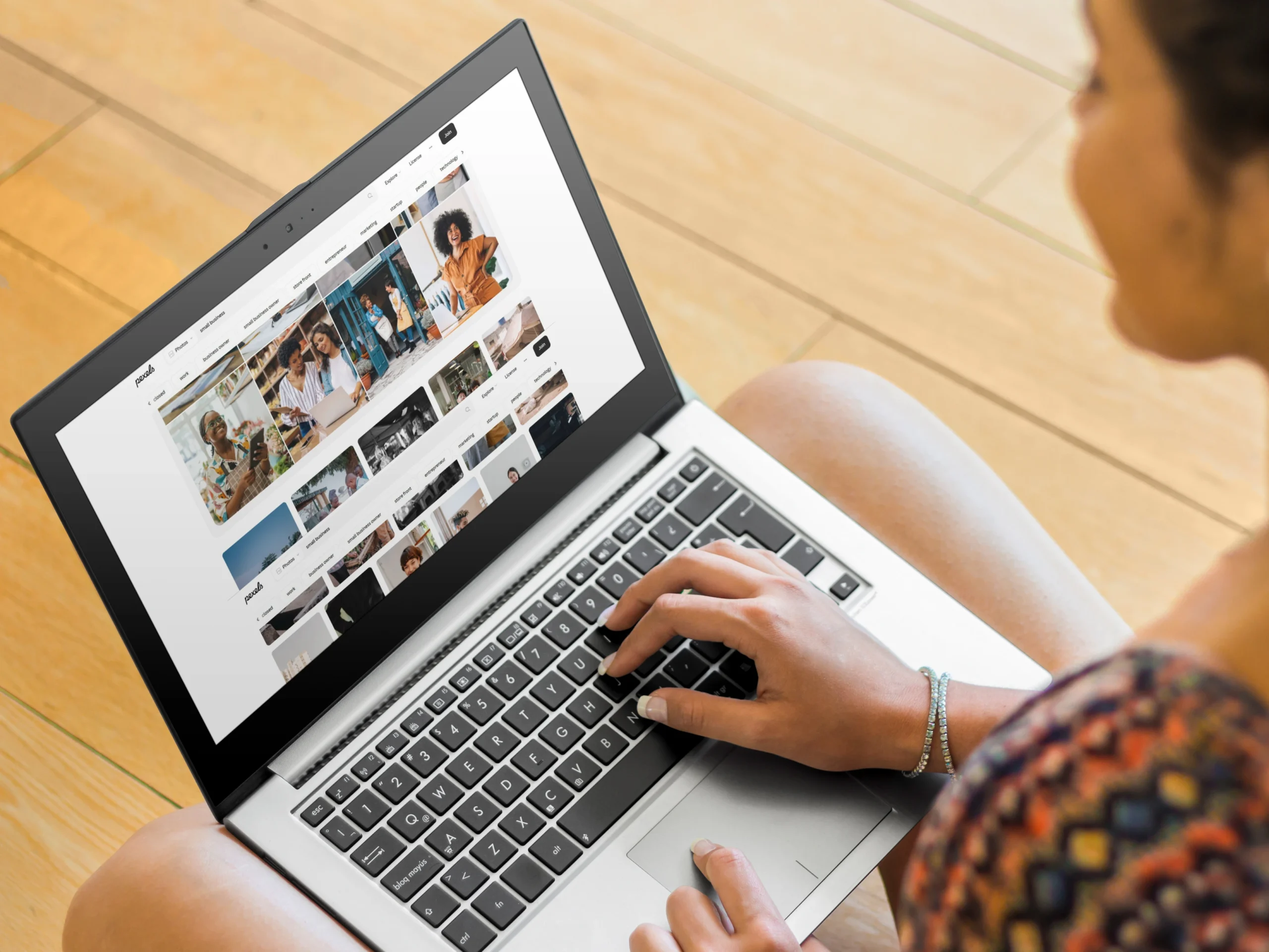 Preview collage of beautiful free stock photos from top recommended sites